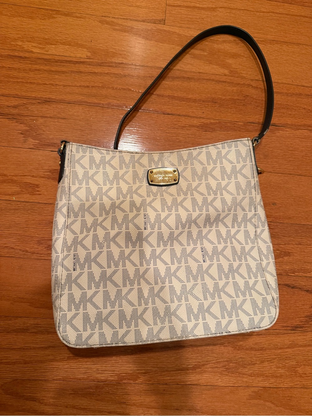 Michael Kors Cream and Light Gray MK Signature Shoulder Bag